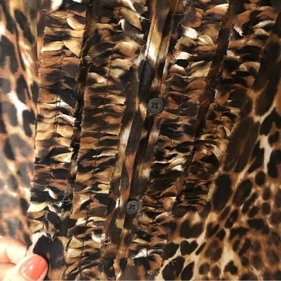 Express Leopard print‎ blouse - Picture 3 of 4